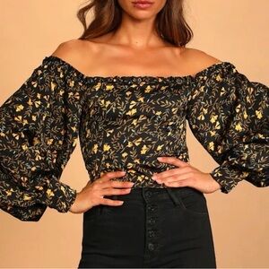 Lulu's Black Off-Shoulder Puff Sleeve Floral Top